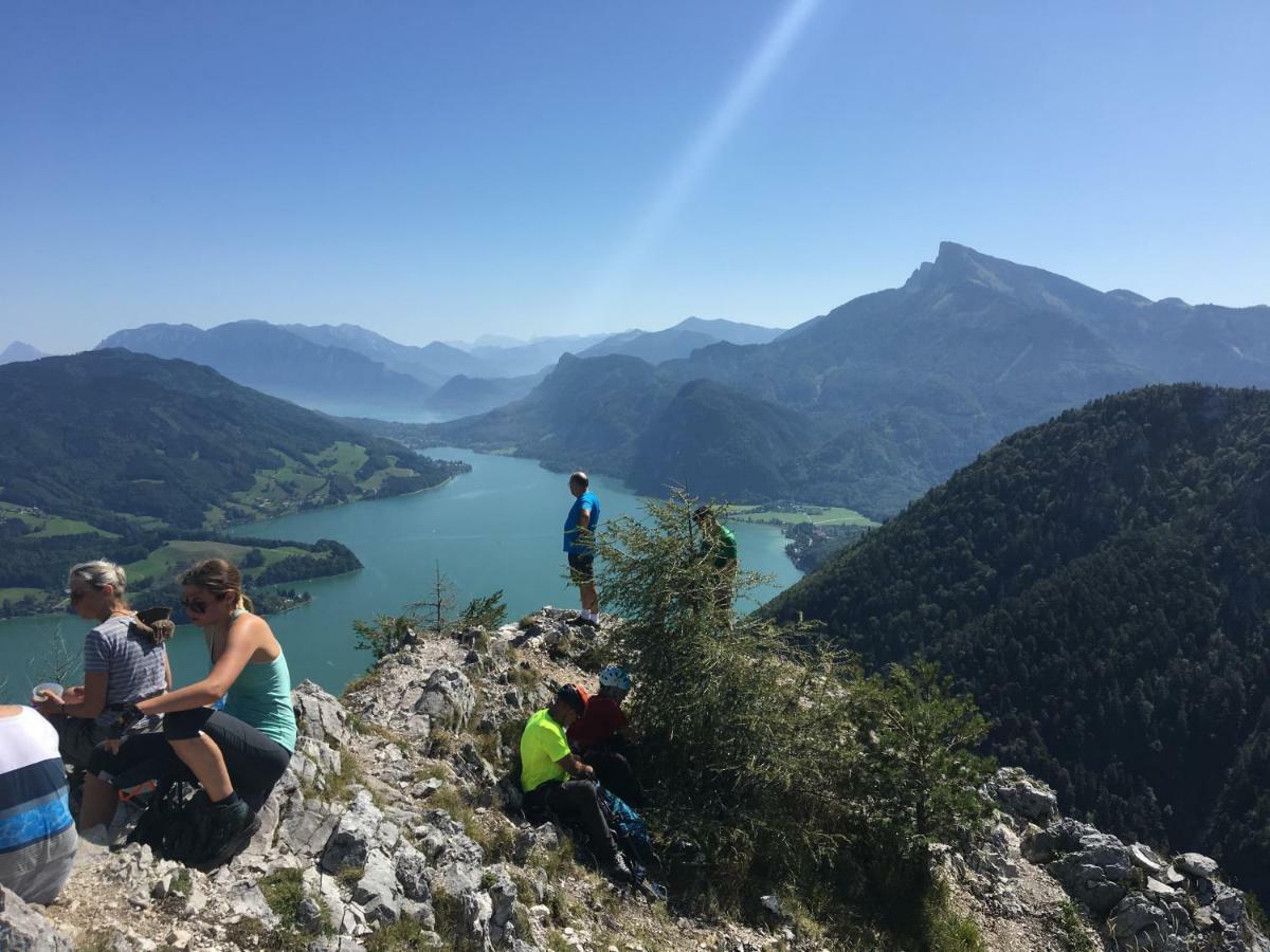 Meindl Elfi An Der Drachenwand 44 Mondsee